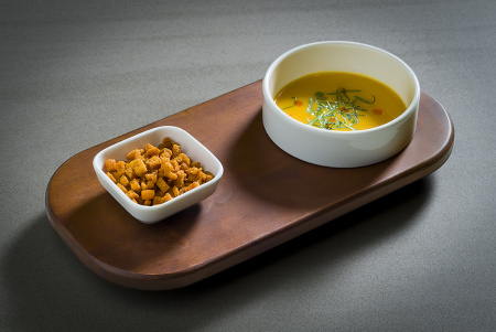 Доска для подачи прямоуг. 320*160*25 мм. бук (емкости см.описание) Bonna /1/4/ Доска для подачи прямоуг. 320*160*25 мм. бук (емкости см.описание) Bonna /1/4/